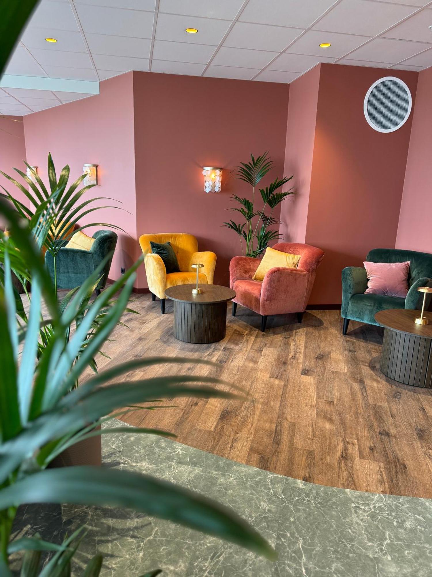 Hotell Sillen 레이세킬 외부 사진